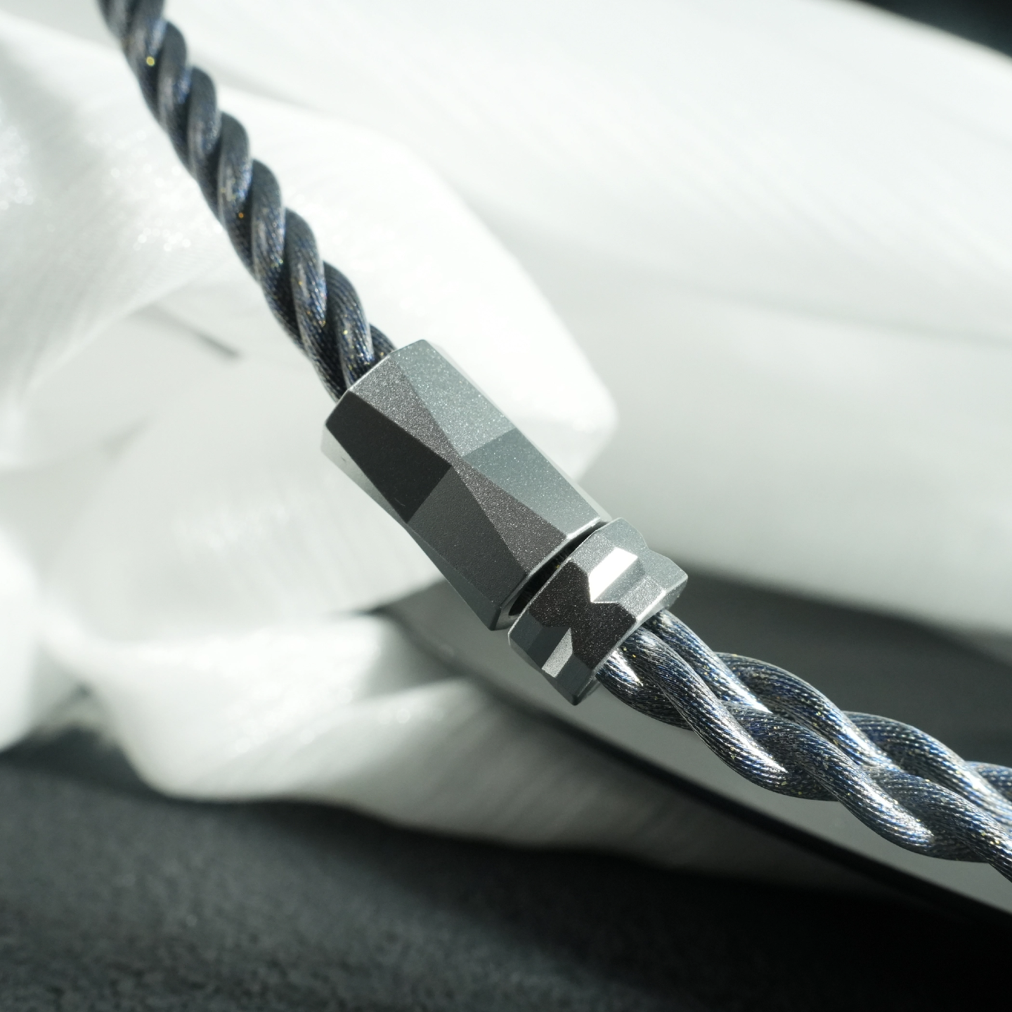 ZiSin-97 IEM cable 4.4 rhodium - Golf Zero 리뷰 및 가격